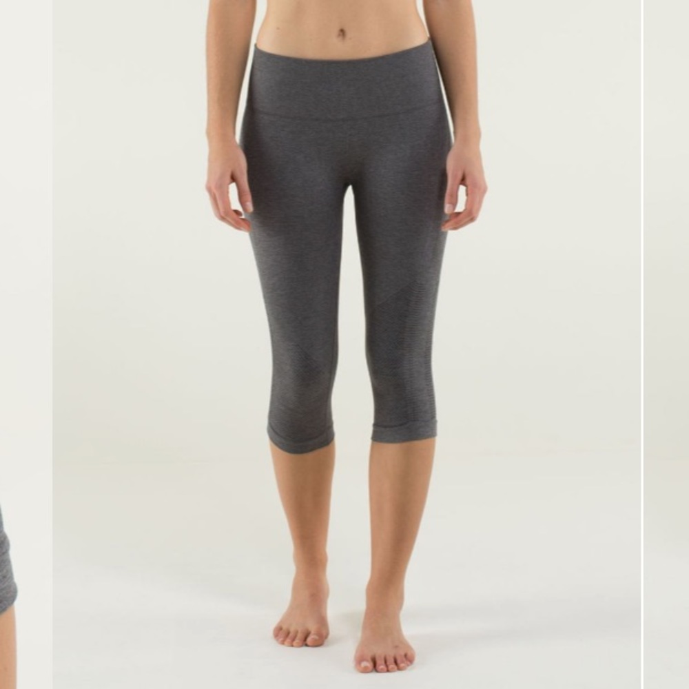Lululemon In The Flow Crop II